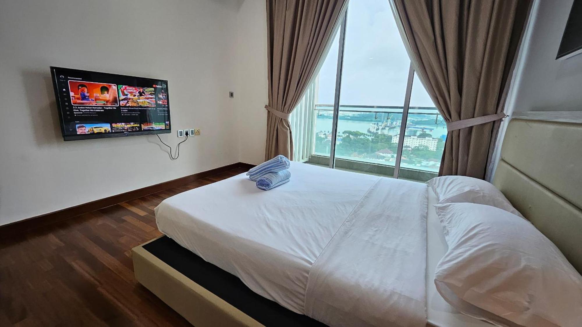 Paragon Suites Studios With Private Jacuzzi Near Ciq Rts Johor Bahru Extérieur photo