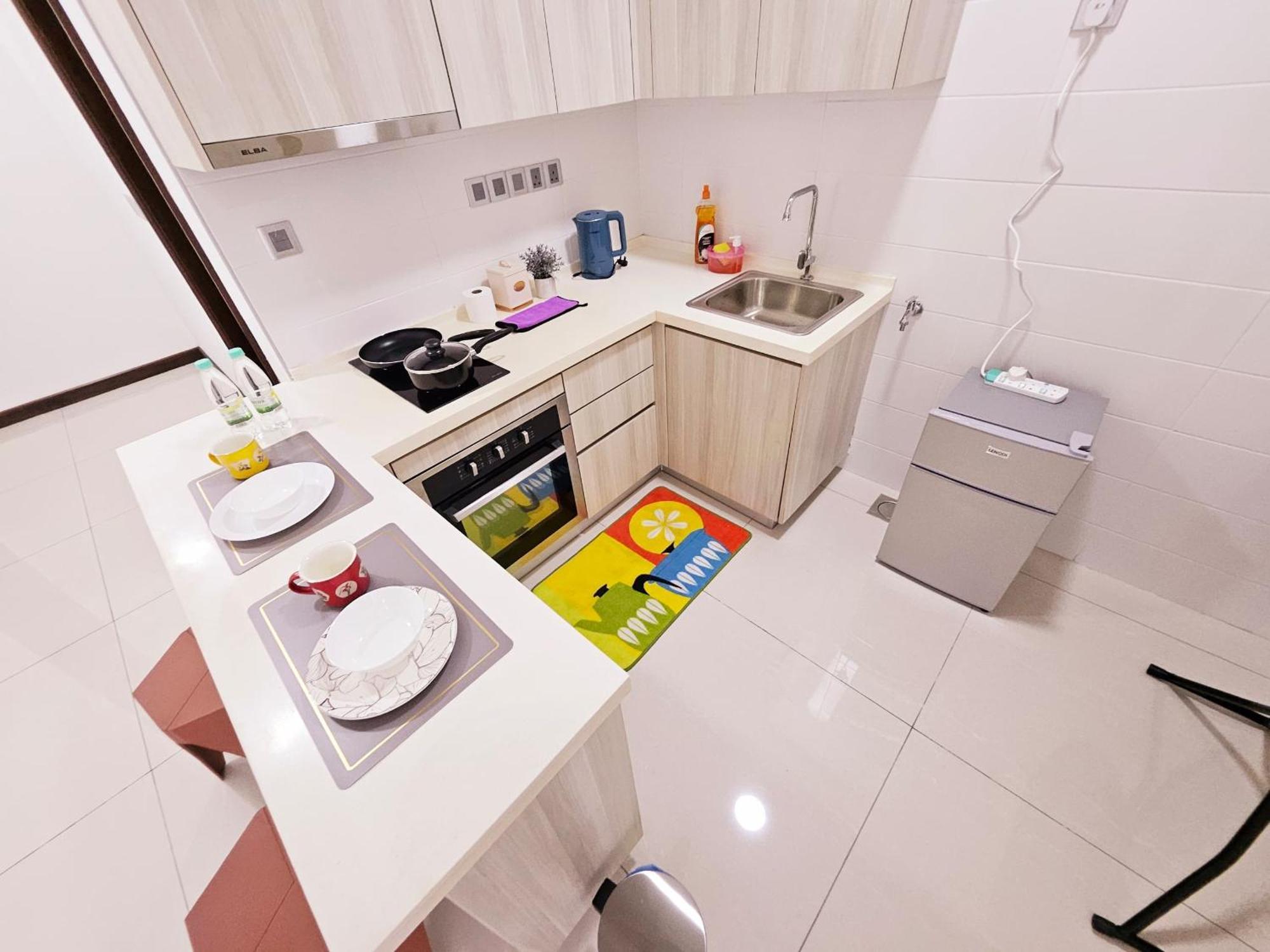 Paragon Suites Studios With Private Jacuzzi Near Ciq Rts Johor Bahru Extérieur photo